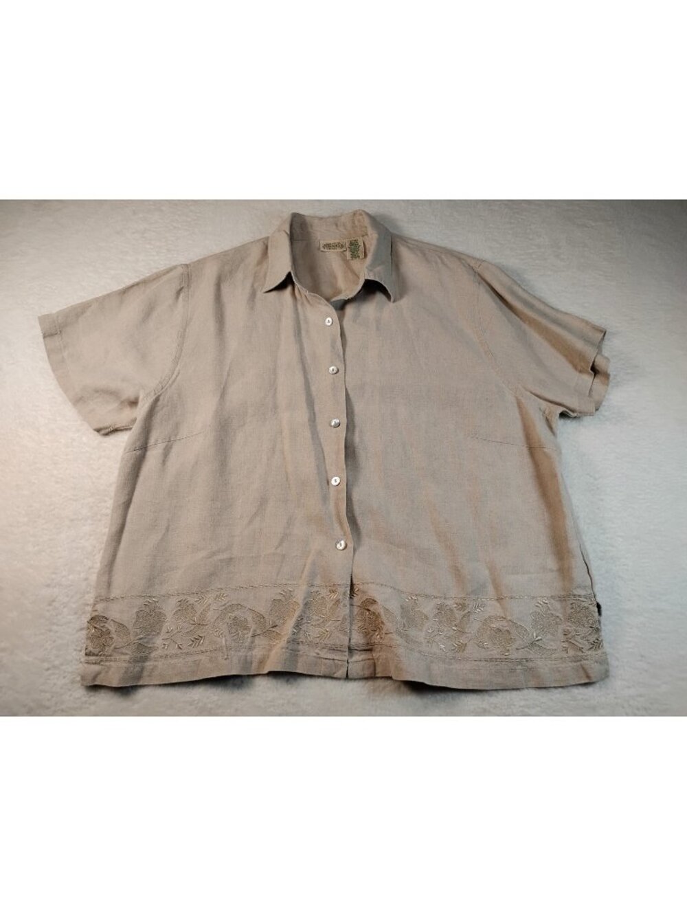 St Johns Bay Womens 100% Linen Blouse Coastal Casual Embroidered Hem Size PM Tan